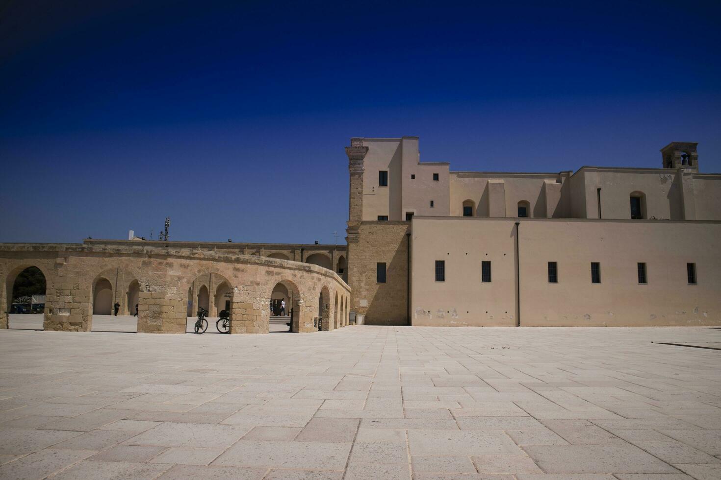 praça di santa maria di leuca foto