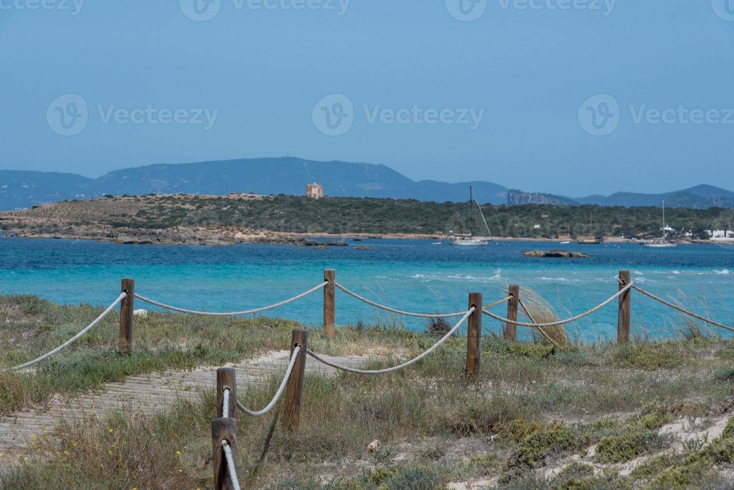 praia de ses illetes em formentera, ilhas baleares na espanha. foto