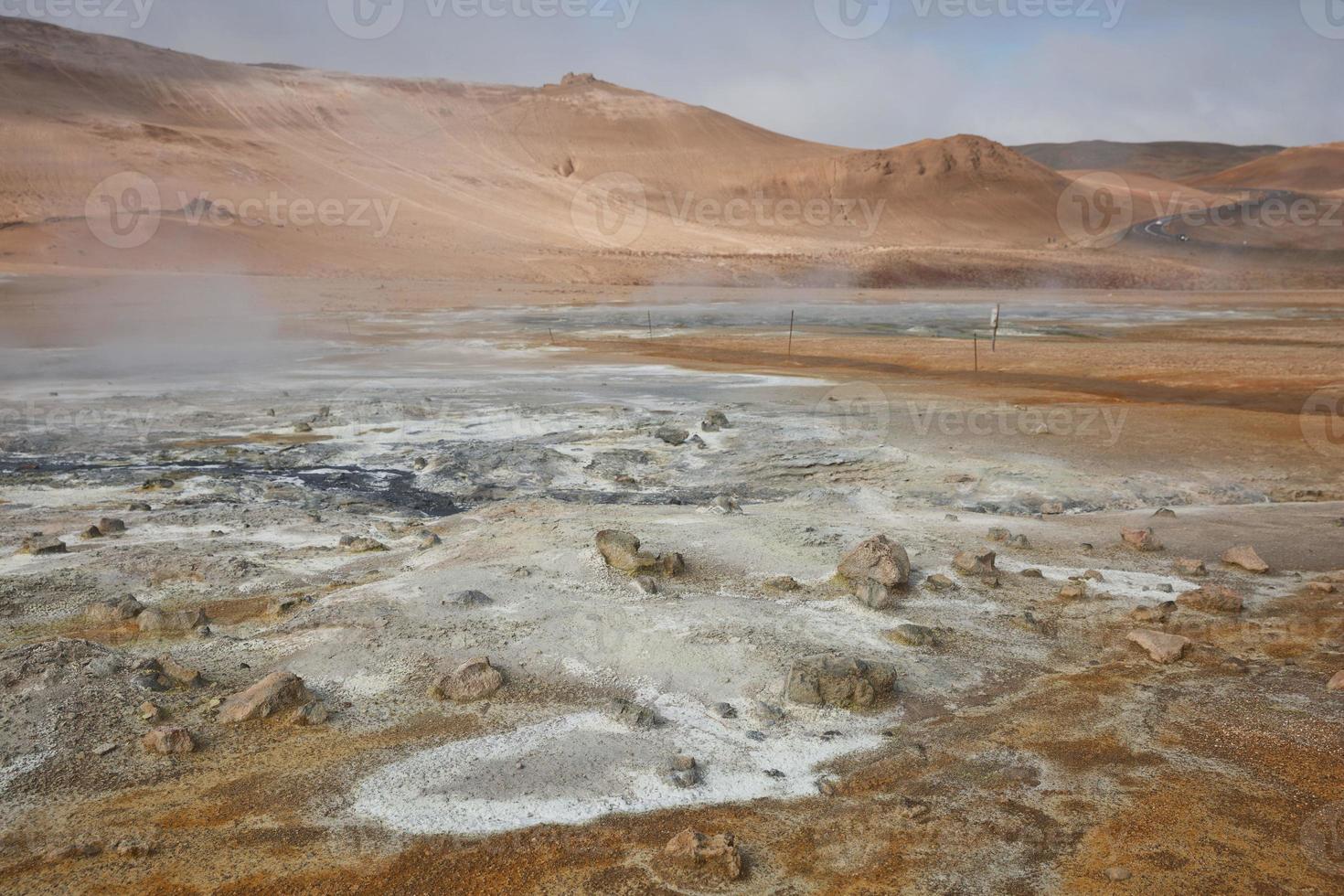 campo de fumarola de namaskard em namafjall, islândia foto