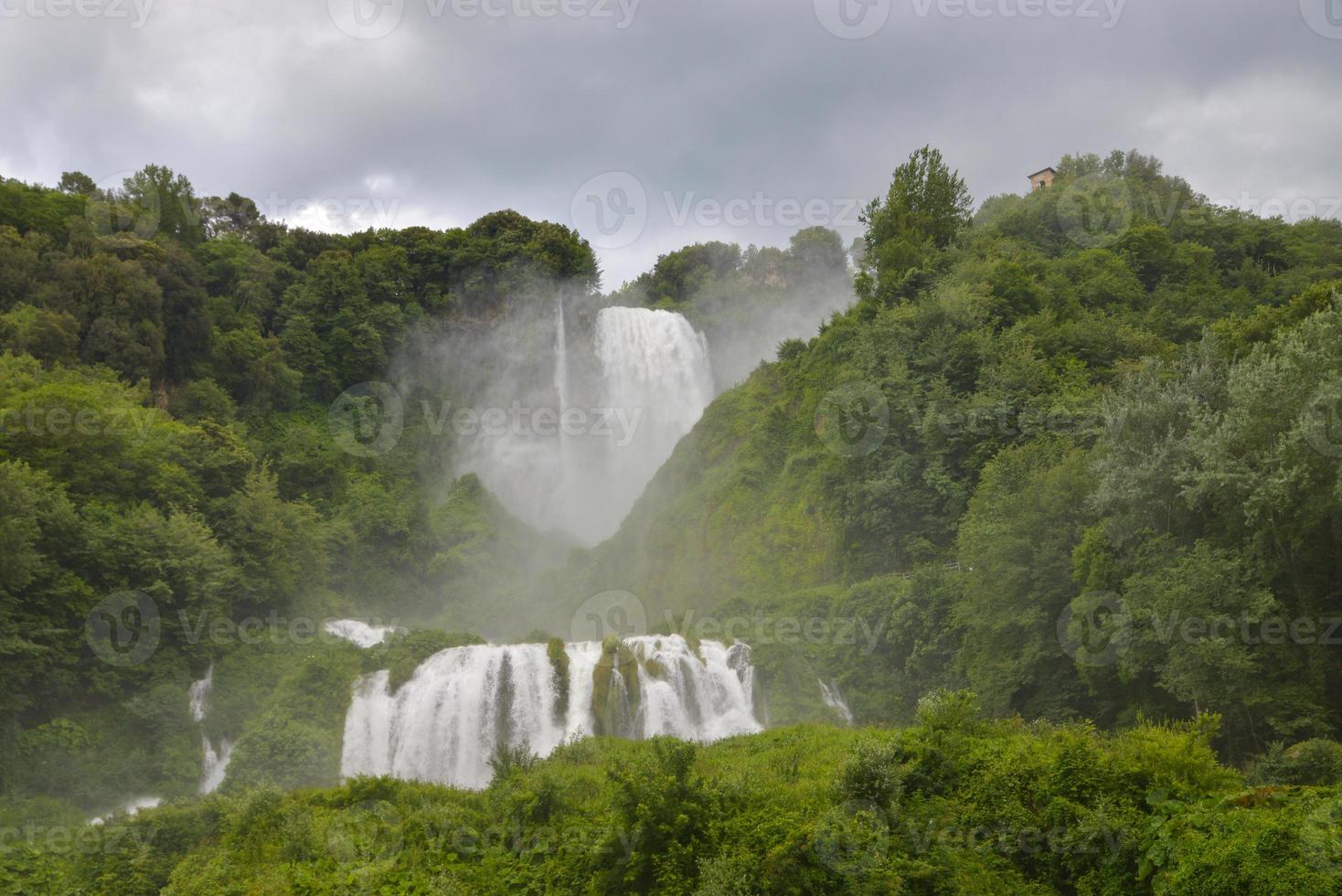 cachoeira marmore a mais alta da europa foto