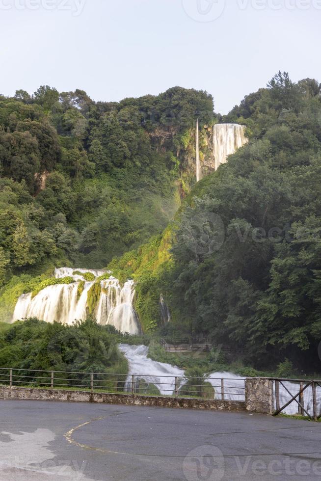 cachoeira marmore a mais alta da europa foto