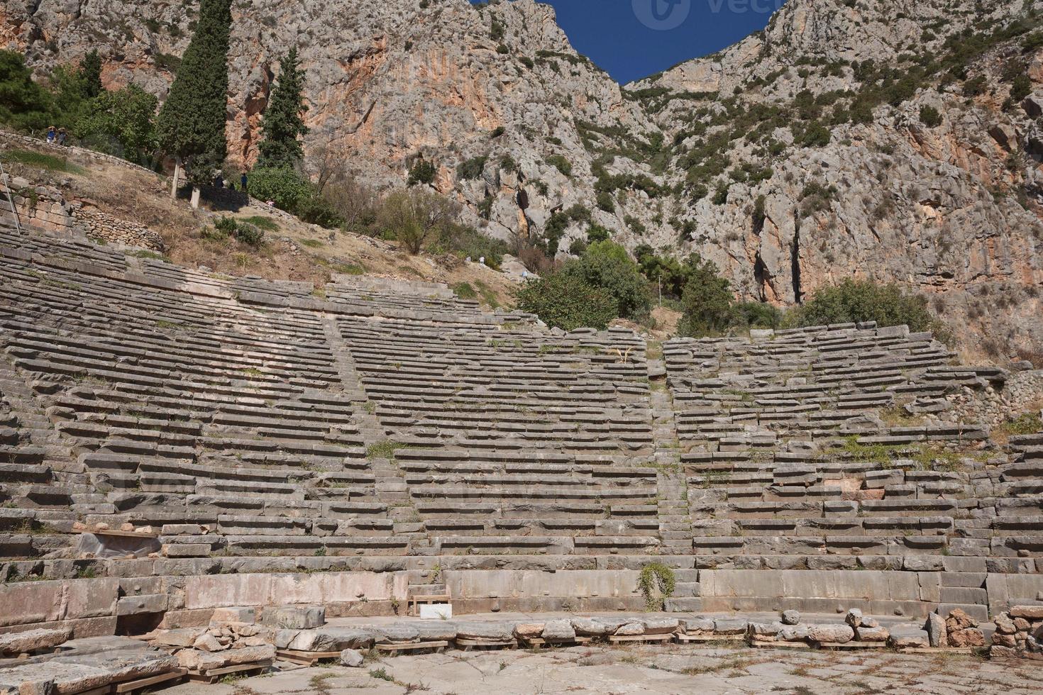 antigo teatro de delphi na grécia foto