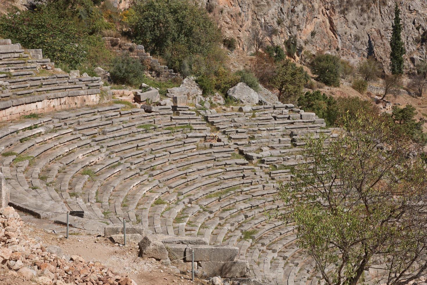 antigo teatro de delphi na grécia foto