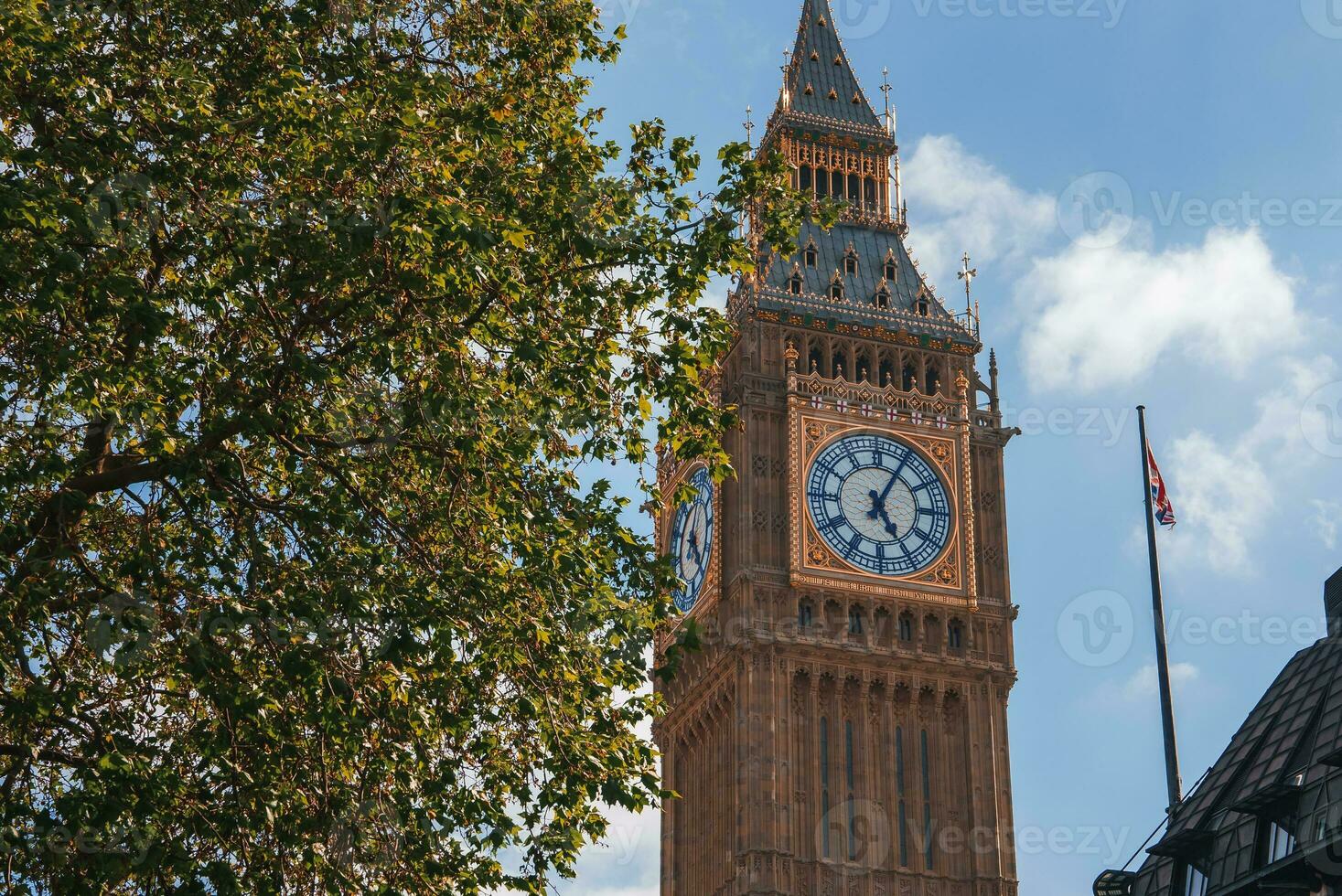 grande ben e Westminster ponte dentro Londres foto