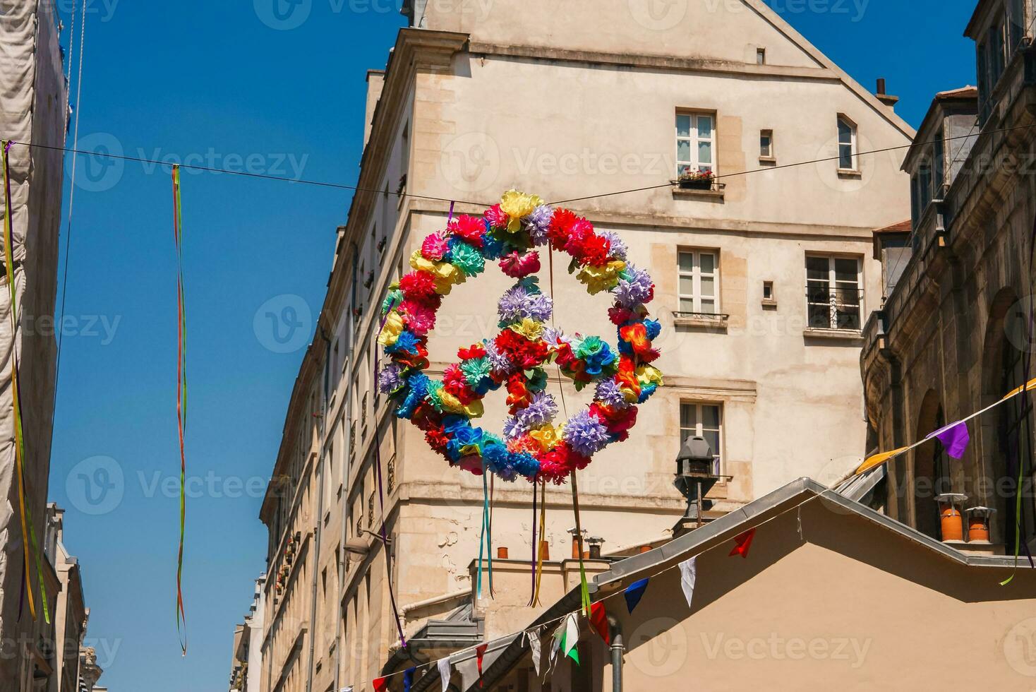 colorida Paz placa dentro ensolarado Paris rua foto