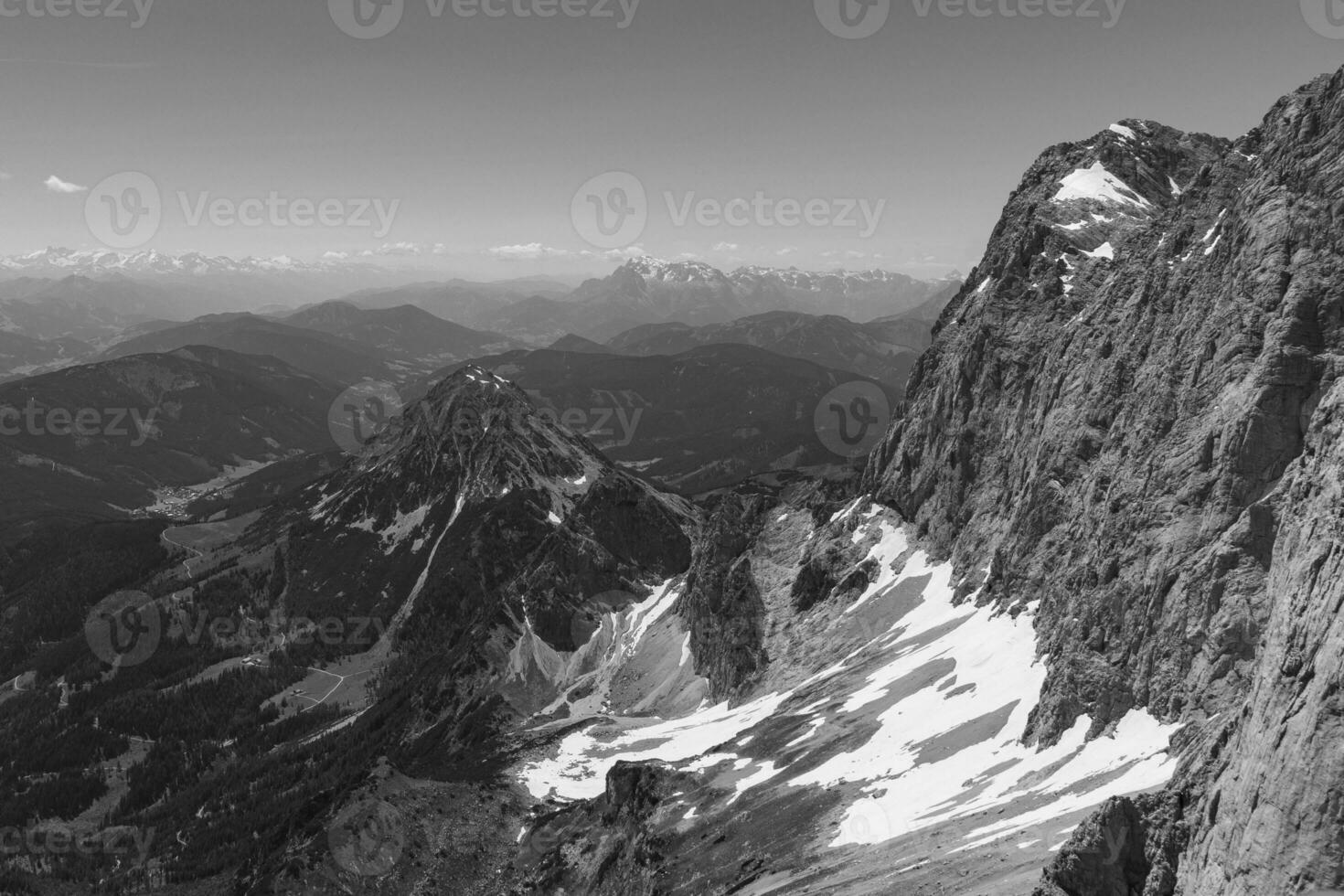 dentro a austríaco Alpes foto