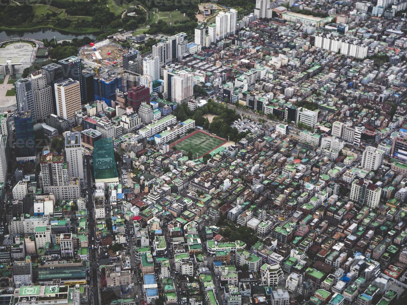 a vista para a cidade de Seul do ar. Coreia do Sul foto