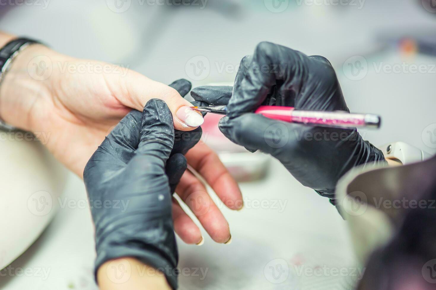 unha Cuidado e manicure. unha Cuidado e a técnicas do gel unha inscrição foto