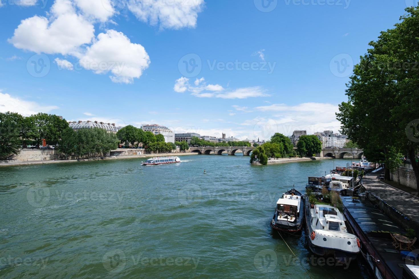 vista de paris de pont neuf paris frança foto