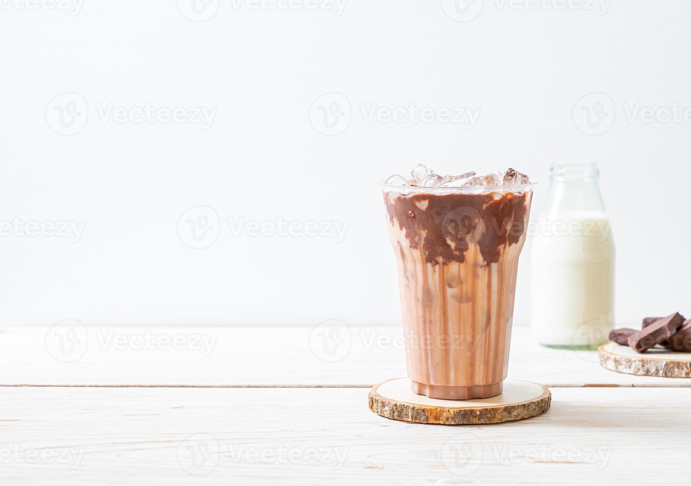 bebida milkshake de chocolate gelado foto