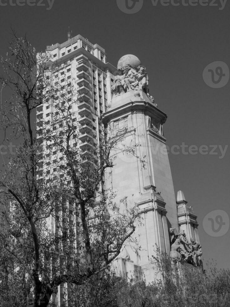 a cidade de madri na espanha foto