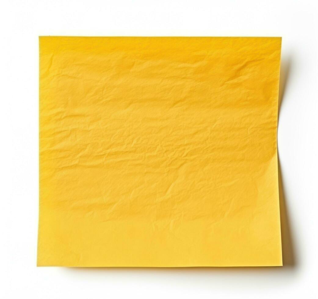 amarelo papel folha isolado foto