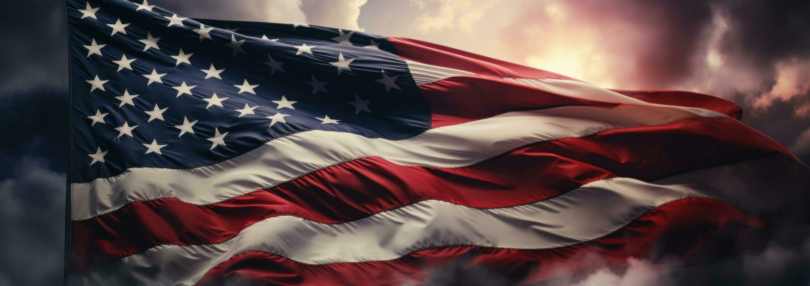 patriótico americano bandeiras contra borrado fundo foto