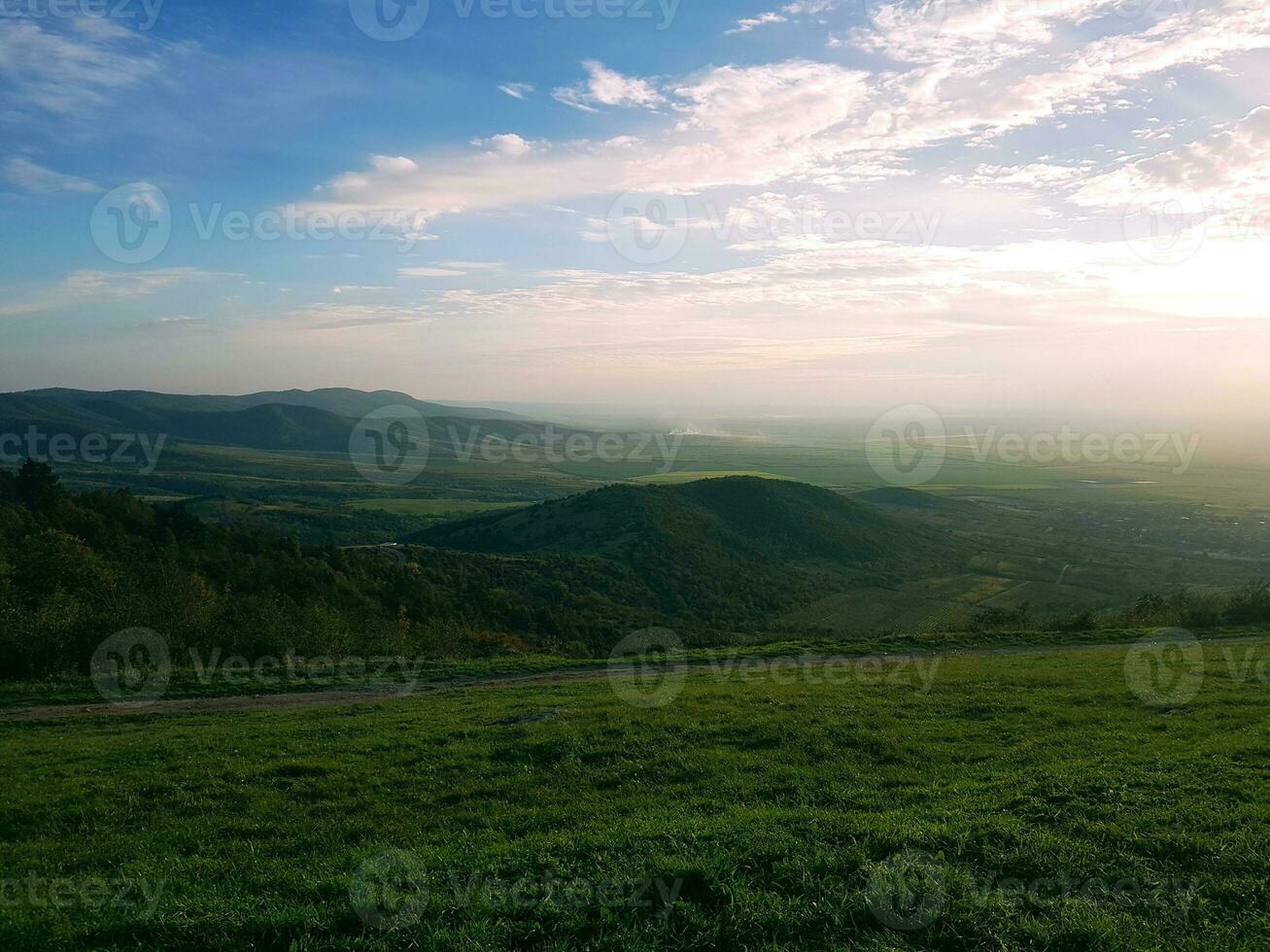 outono natureza floresta montanha outono panorama turismo outono As fotos viagem Colina lindo outono árvore