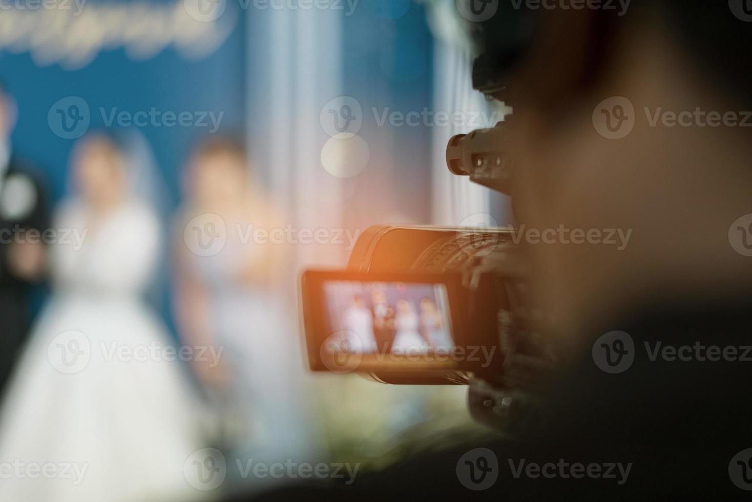 cinegrafista, homem trabalhando com câmera foto