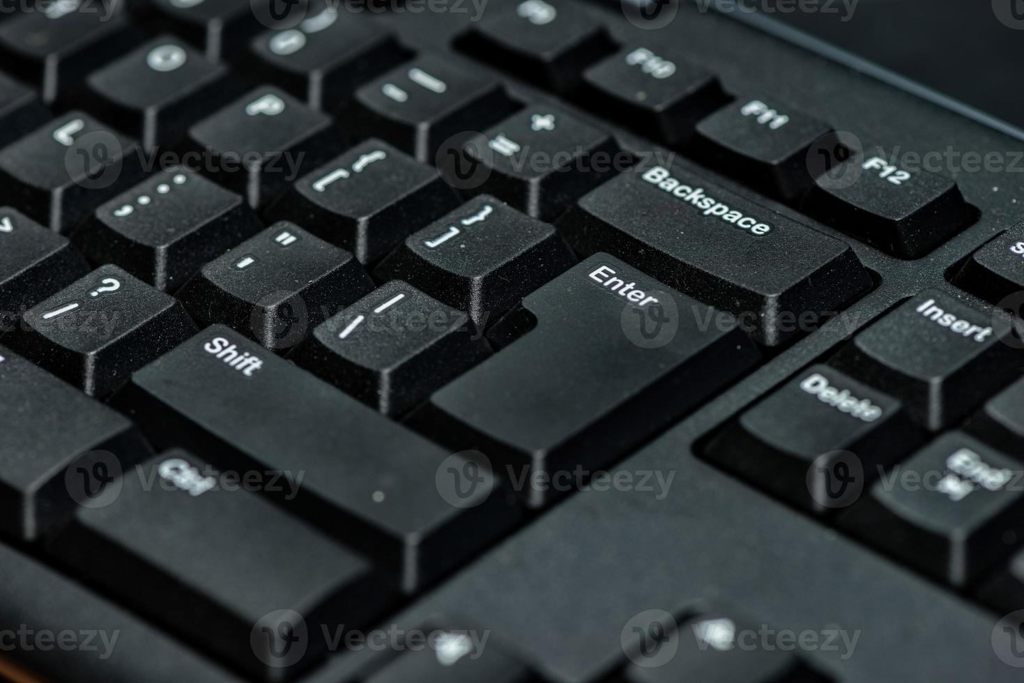 teclado preto do computador. foto