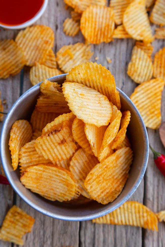 batata frita de páprica caseira e molho de pimenta foto