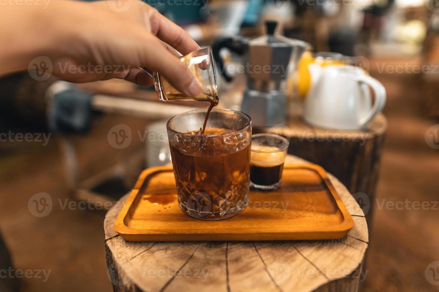 fazer café na máquina de casa, café expresso fazer café na máquina de casa foto