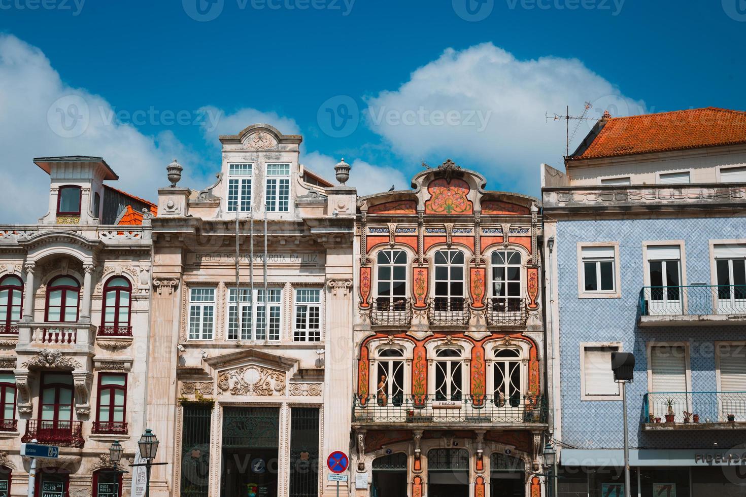 aveiro, portugal. casas típicas foto