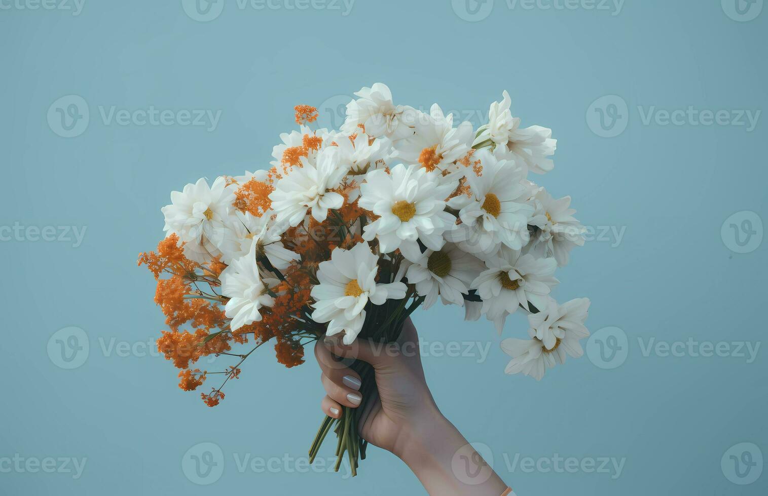 mão segurando colorida arranjos flores brilhante e ensolarado dia com simples estético romântico vibrações. perfeito para casamento, cumprimento cartão, flor cartão, e Mais foto