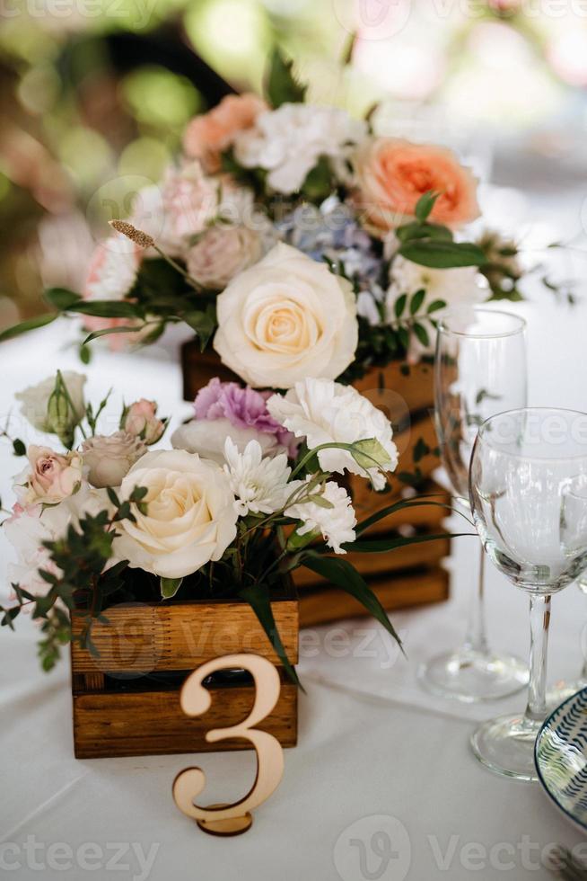 decoração de flores de casamento foto