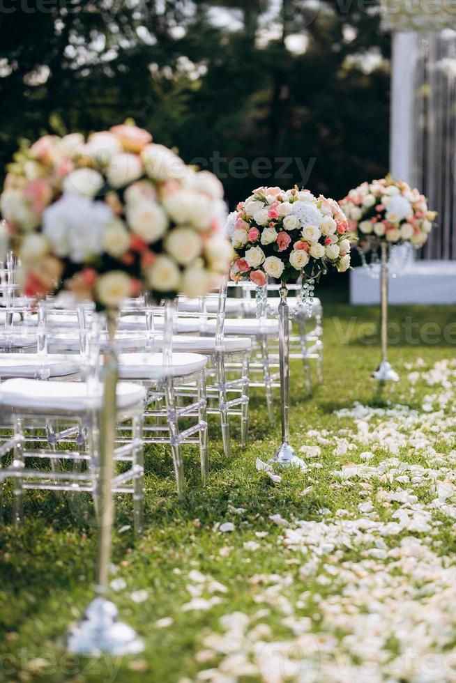 decoração de flores de casamento foto