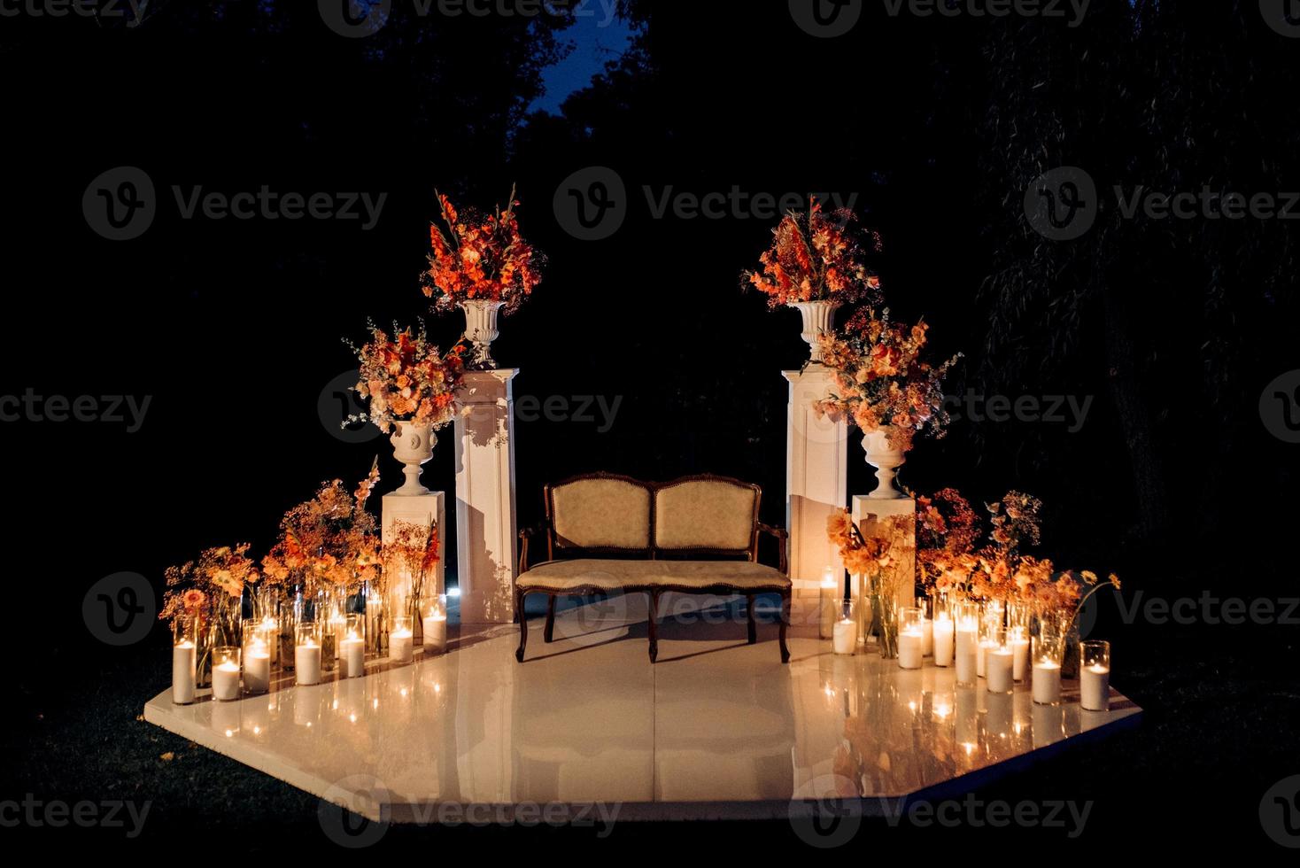 decoração de flores de casamento foto