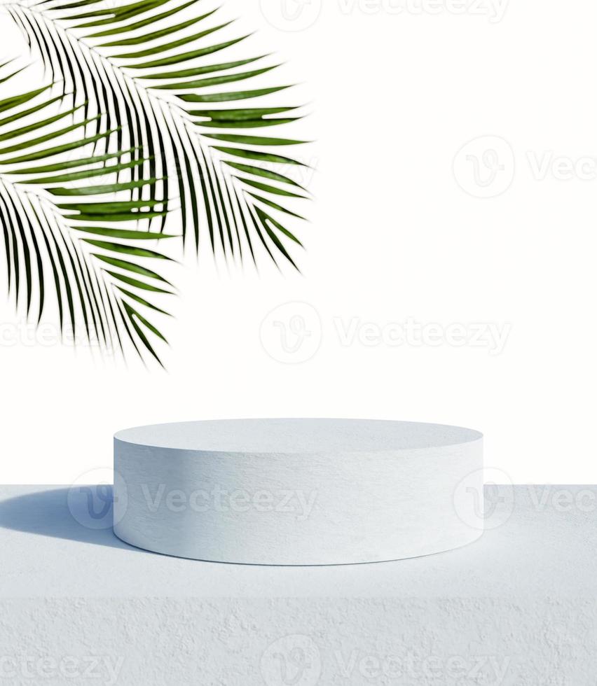 produto branco exibir pódio e folhas de palmeira tropical com fundo do mar. Renderização 3d foto