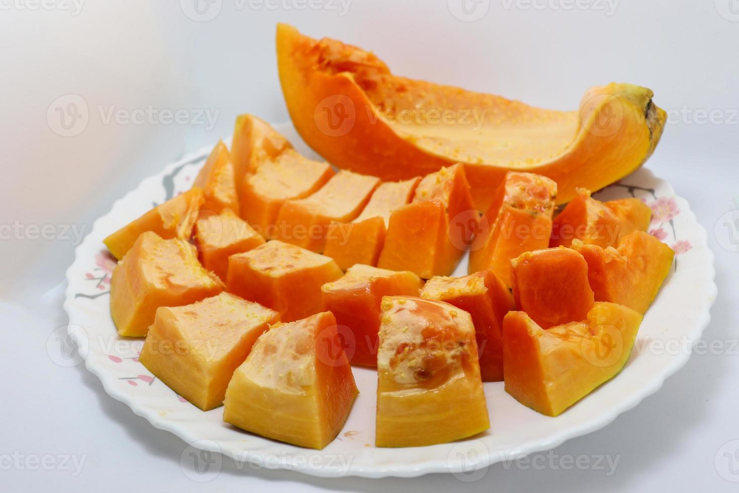 closeup colorido de papaia cortado em paz foto