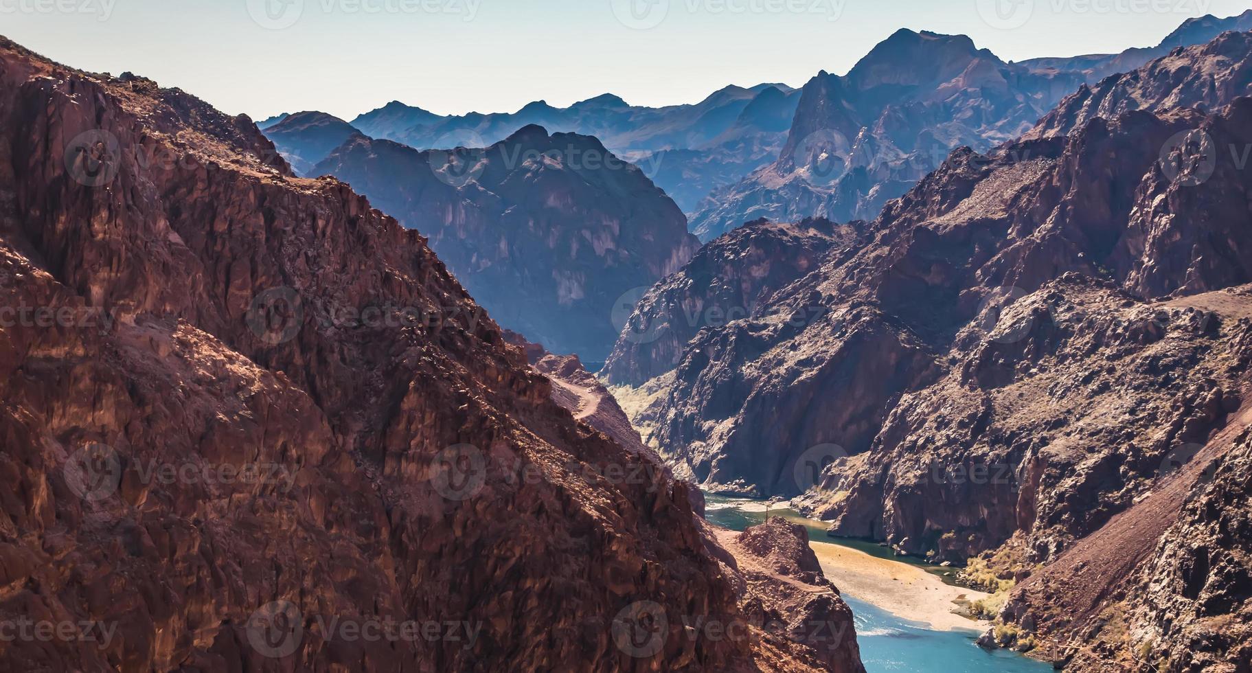 em Hoover Dam, linha do estado de nevada arizona foto