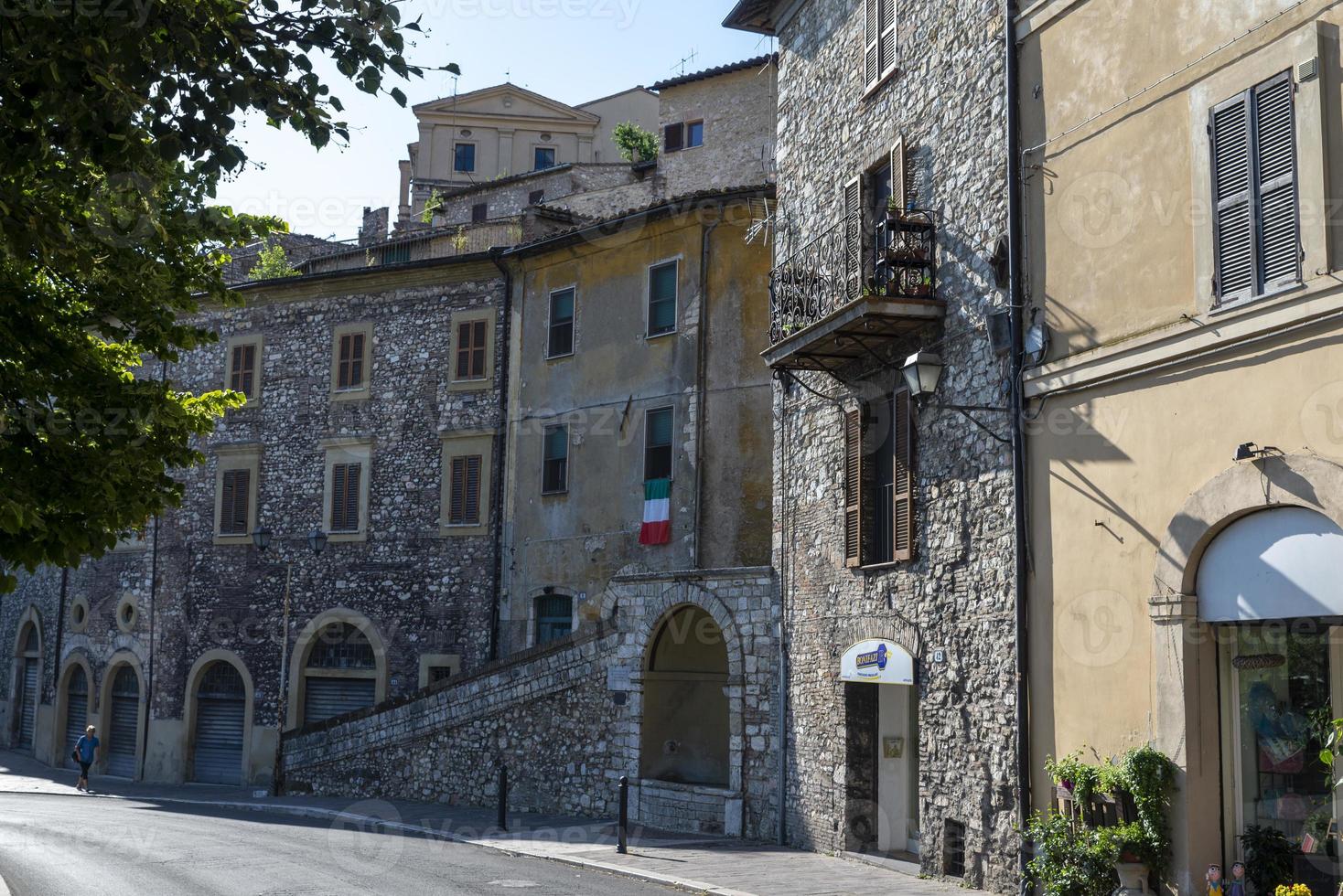 edifícios de narni, itália, 2020 foto