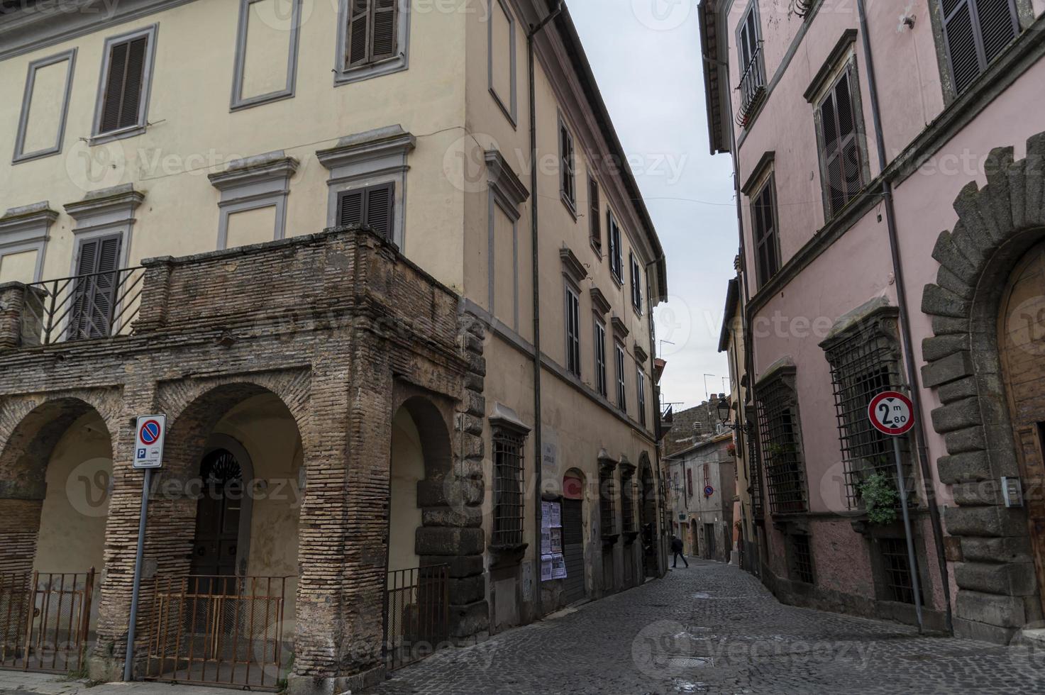 edifícios na cidade de nepi, itália, 2020 foto