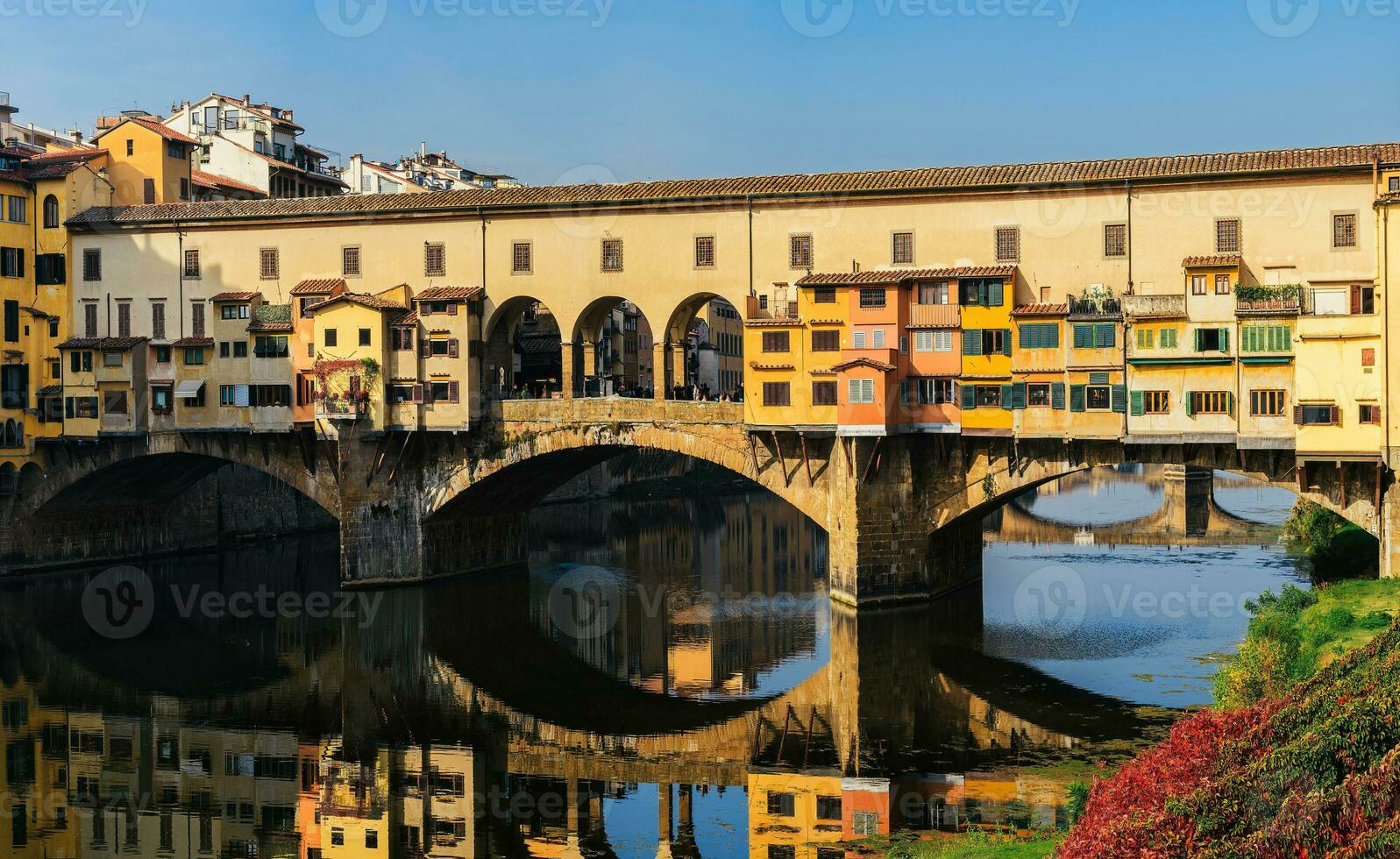 ponte vecchio sobre rio Arno dentro Florença, toscana, Itália foto