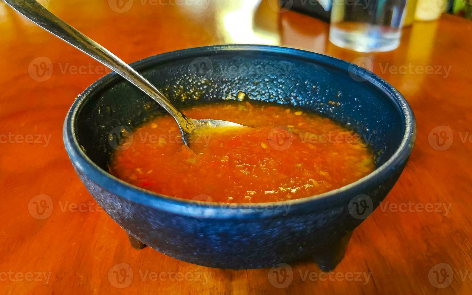 molho de pimentão mexicano vermelho picante em puerto escondido méxico. foto