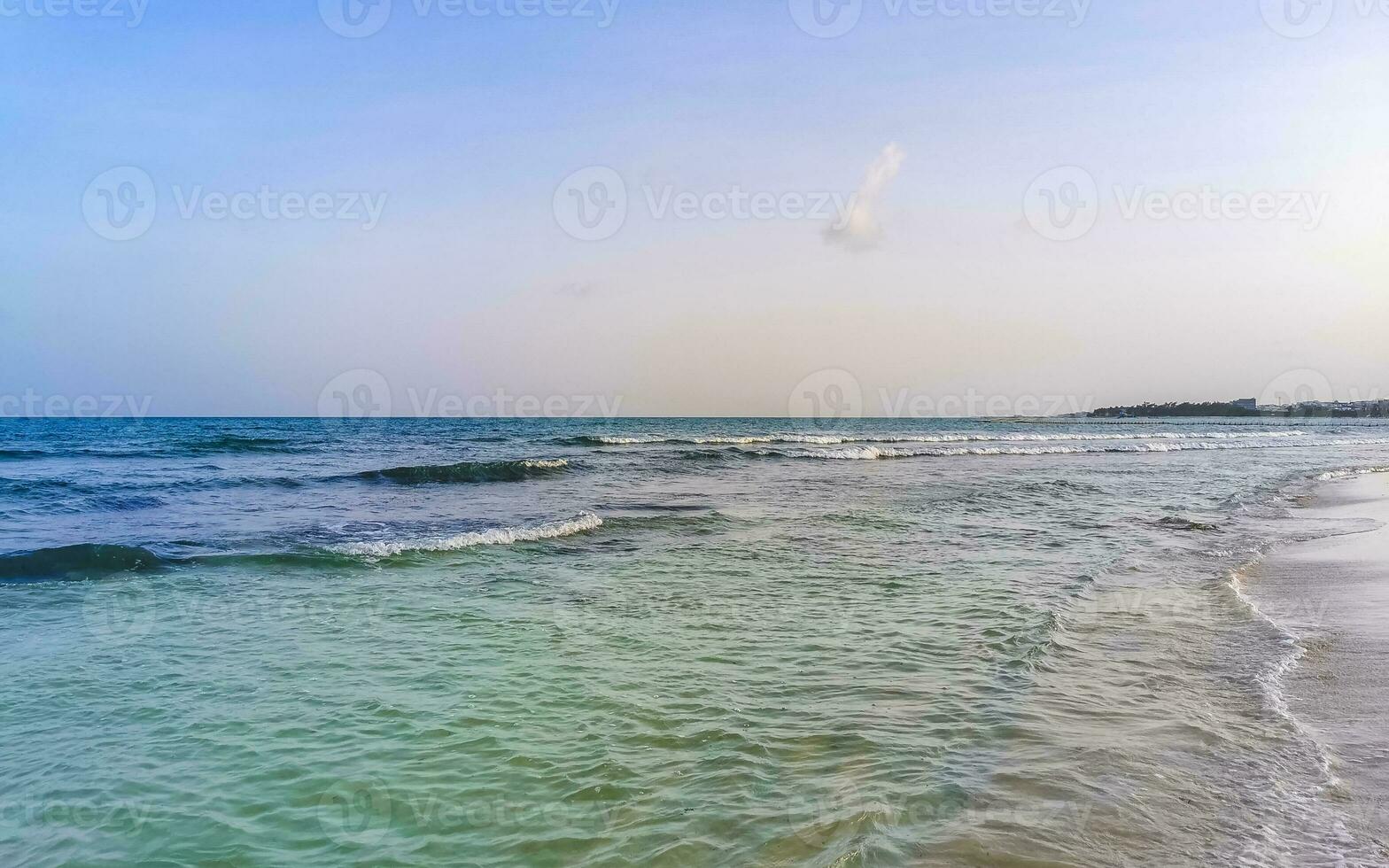 tropical mexicana praia águas turquesas playa del carmen mexico. foto