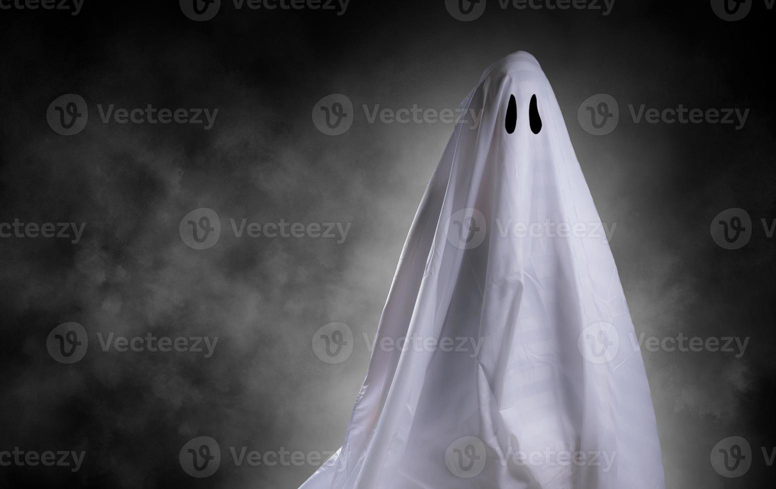fantasma branco em background foto