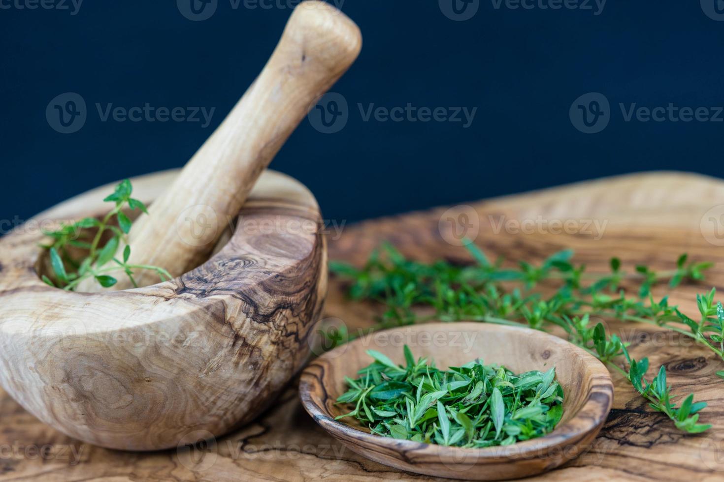 salgadas satureja hortensis deliciosas ervas de cozinha foto