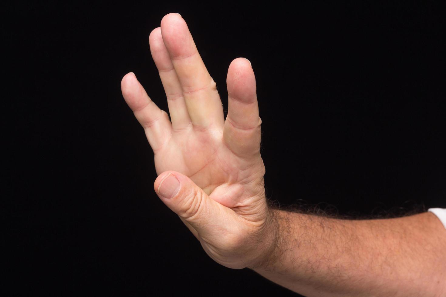 sinais de dedo de um homem adulto foto