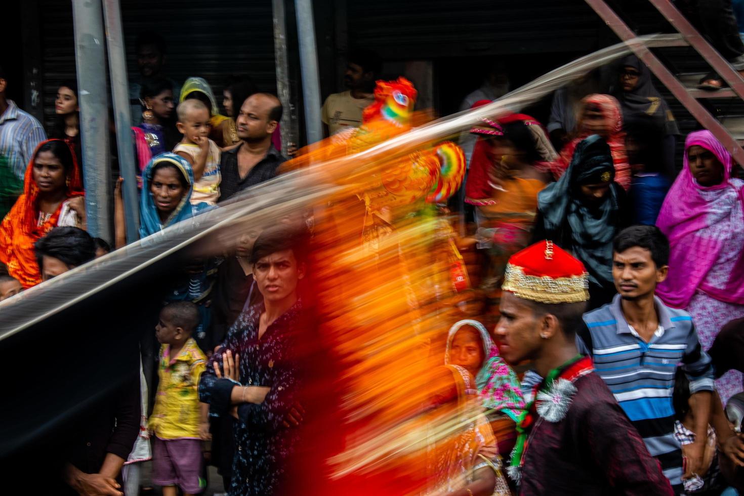 dhaka, bangladesh, 10 de setembro de 2019 - muçulmanos xiitas em procissão de luto foto