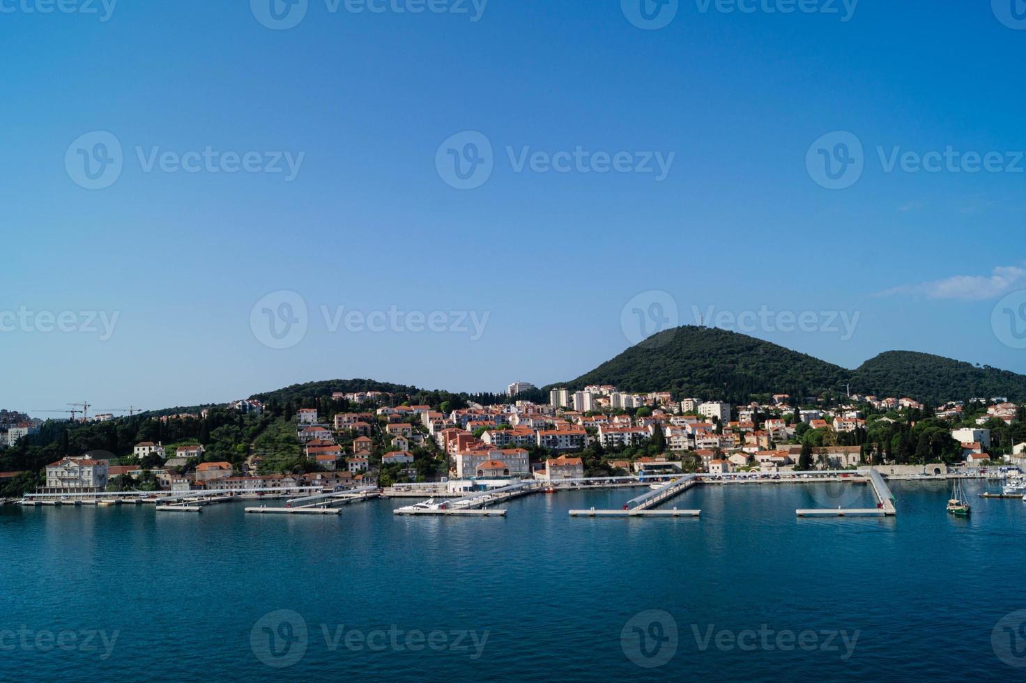 o novo porto de dubrovnik foto