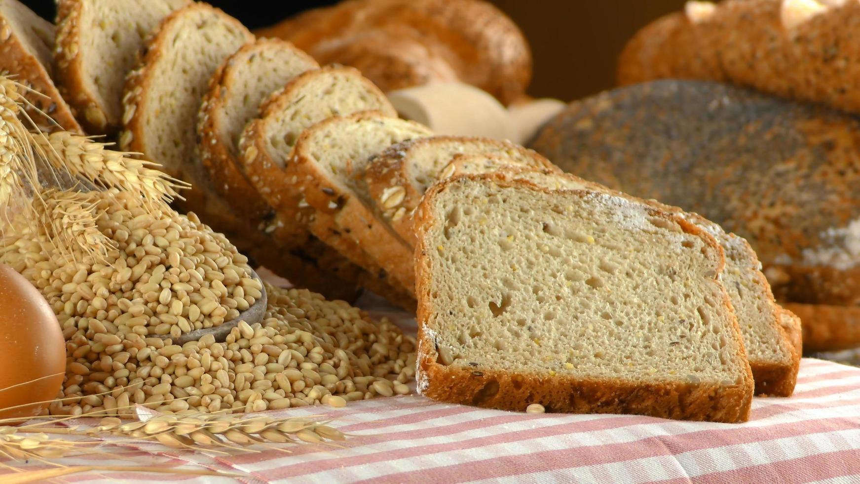 conceito de comida de pão fresco delicioso foto