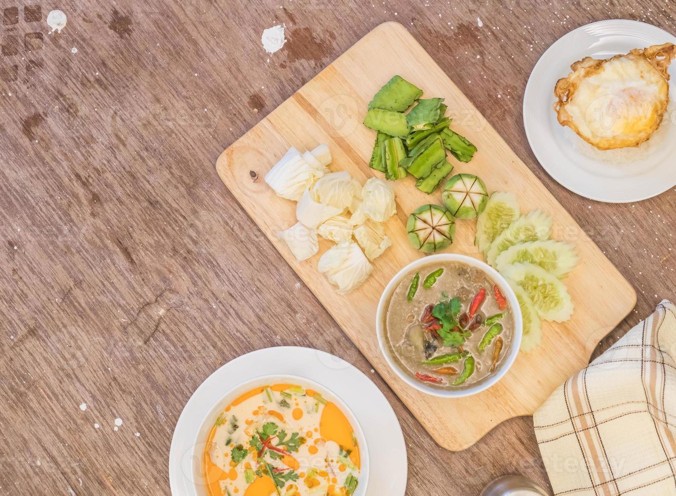 caranguejo na sopa de coco ou ensopado de caranguejo foto