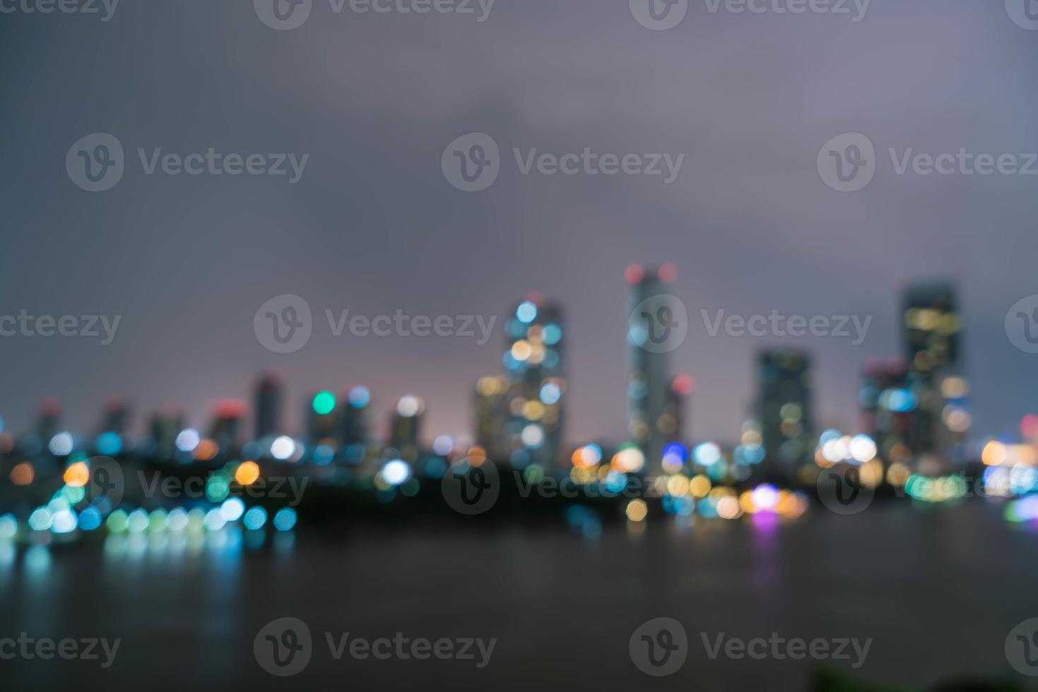 borrão abstrato cidade de Banguecoque na Tailândia à noite foto