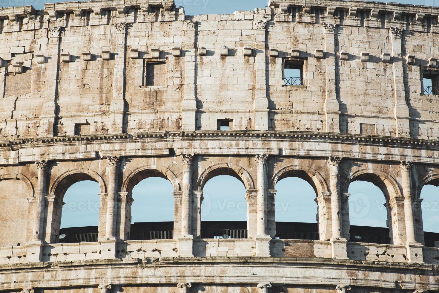 detalhe do coliseu em roma foto