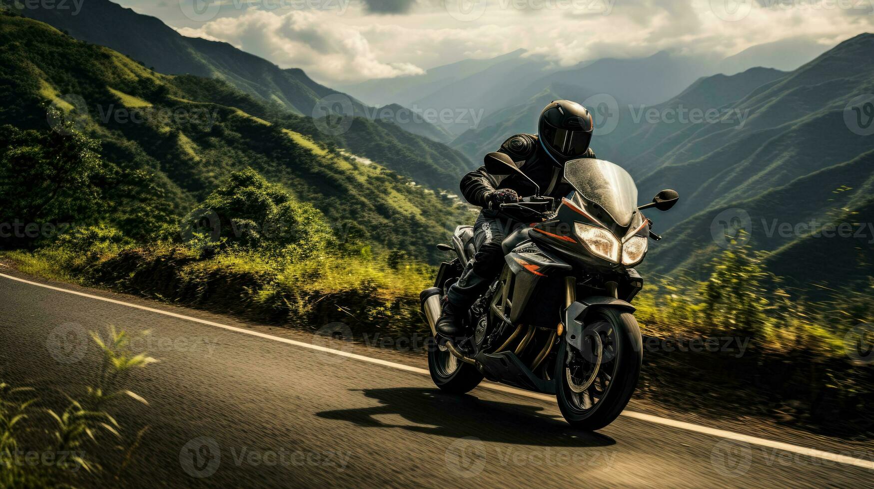 motociclista navega enrolamento montanha estradas encharcado dentro a cênico beleza foto