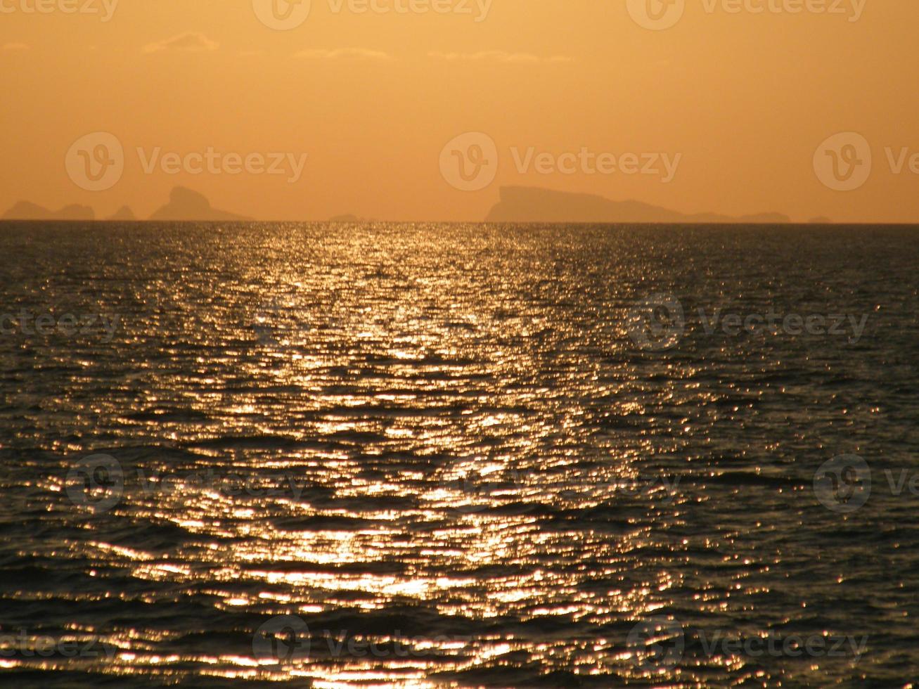 um pôr do sol louco na índia vistas da índia foto