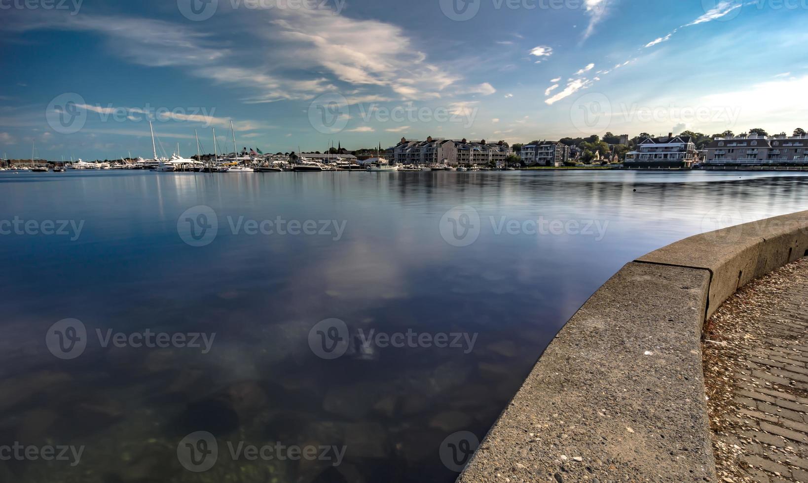 cenas em volta da ilha de newport rhode foto