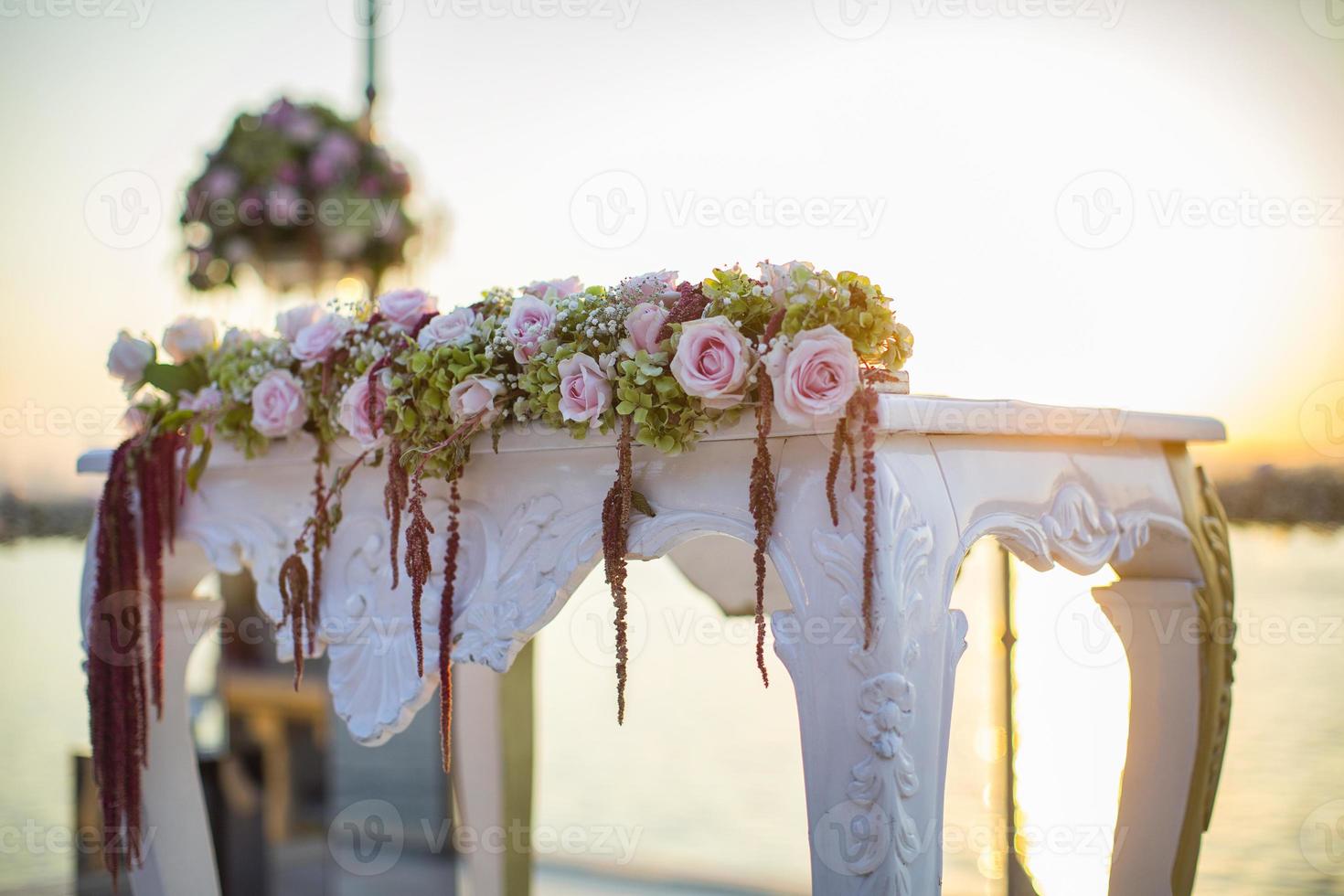 mesa de cerimônia de casamento, casamento, organização de casamento, mesa de casamento foto