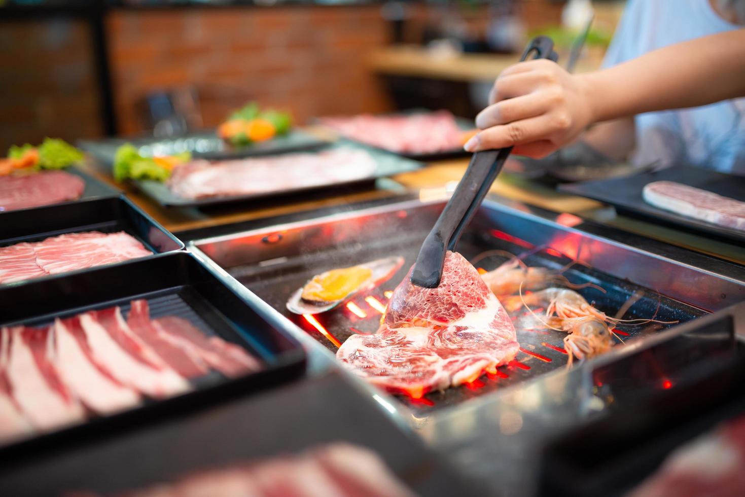 churrasco coreano, shabu shabu foto