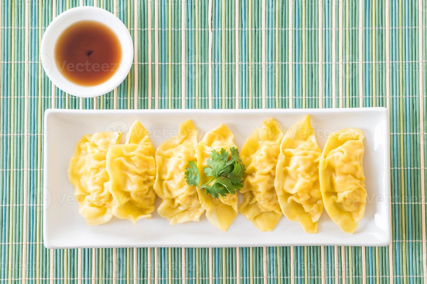 bolinhos de camarão no vapor dim sum foto